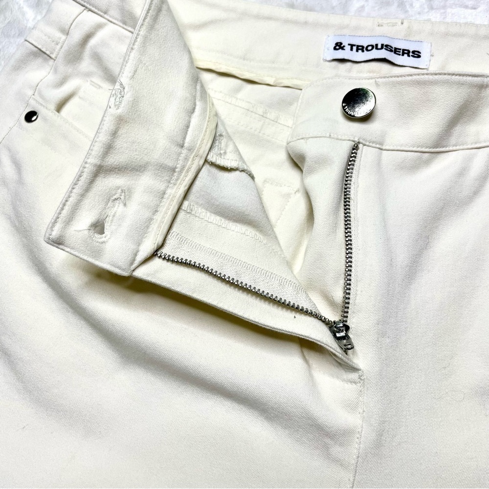 & Trousers Women's Straight Cut Relaxed Fit Mid Rise Stretch Trousers in Ivory - Picture 9 of 15
